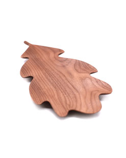 Unique Design Walnut Wood Decorative Trays Handmade Plate Durable Hand Carved Leaf Shape